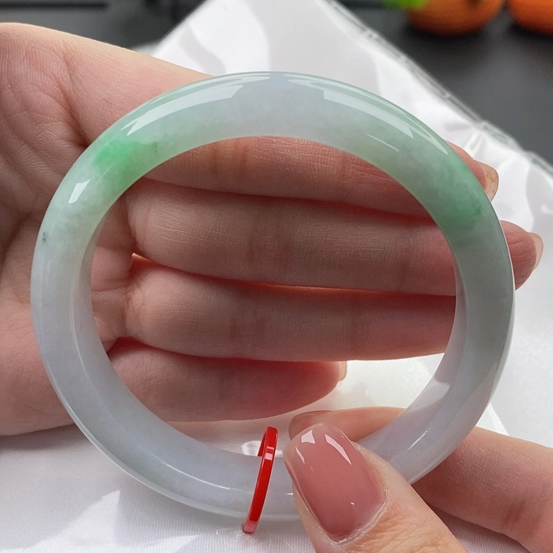 翡翠未镶嵌手镯（圆镯）缅甸天然A货翡翠 58