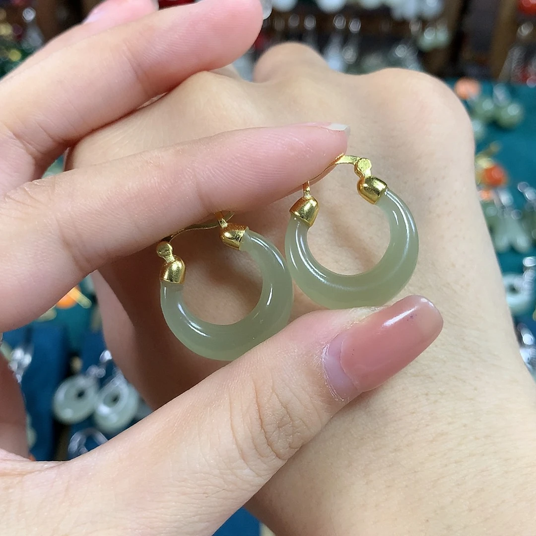 和田玉银S925镶嵌耳饰卡20左右