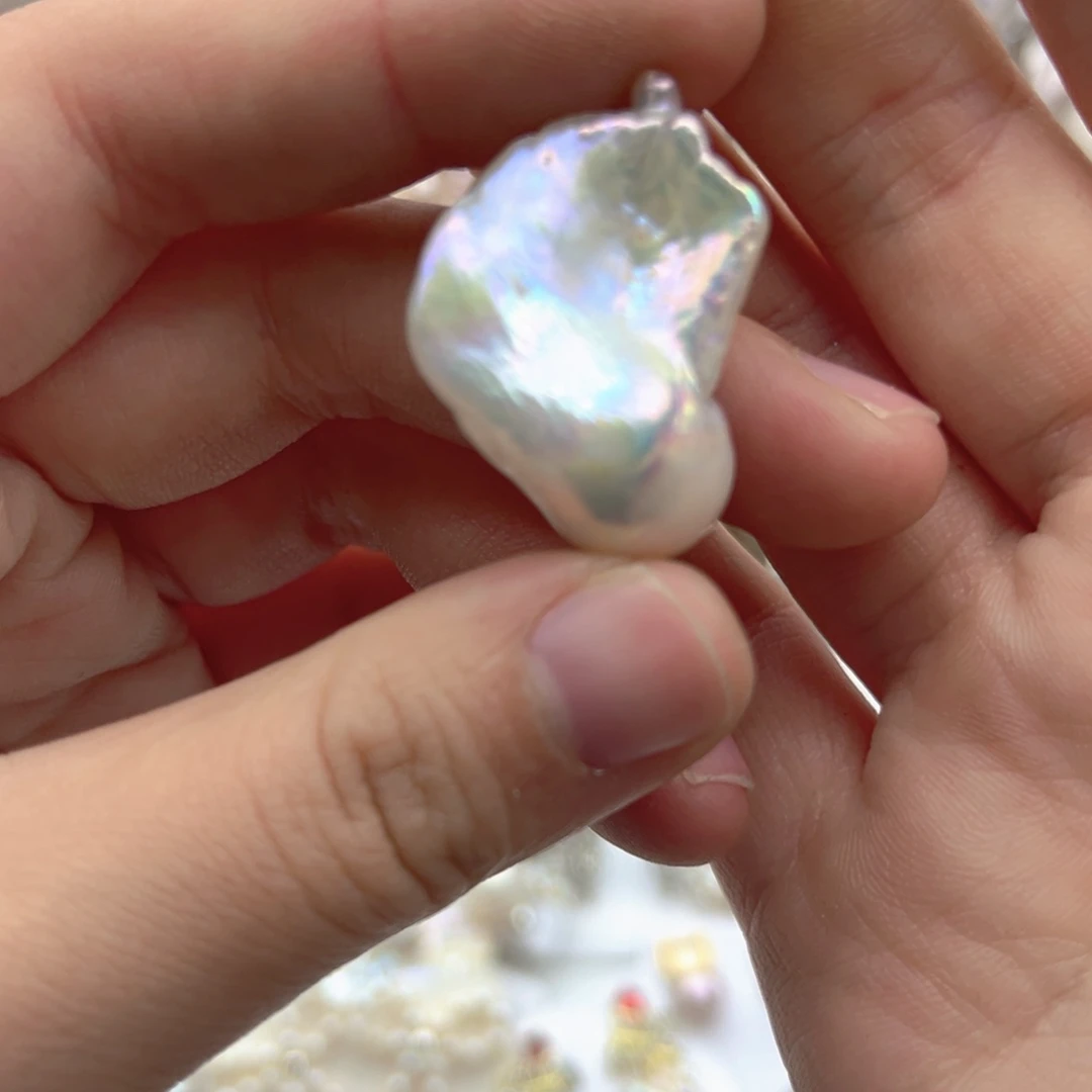 颈饰未镶嵌淡水珍珠