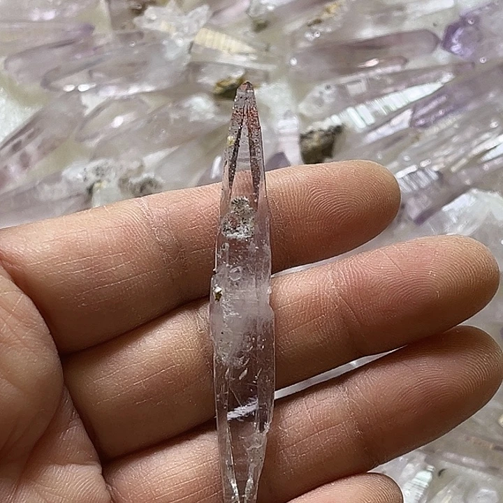 N***i未镶嵌珠宝半成品水晶