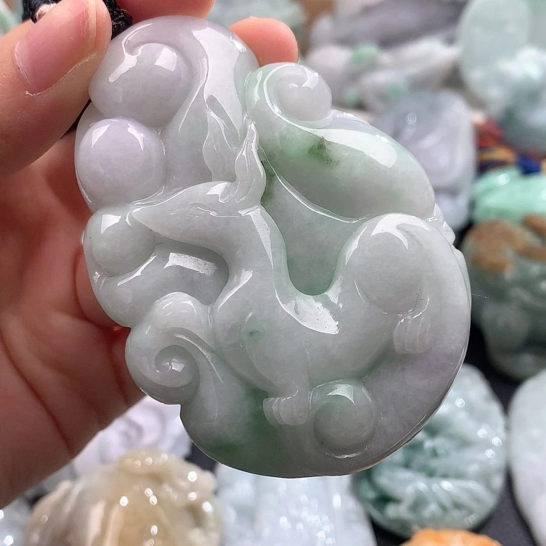 吊坠(不含链)未镶嵌翡翠