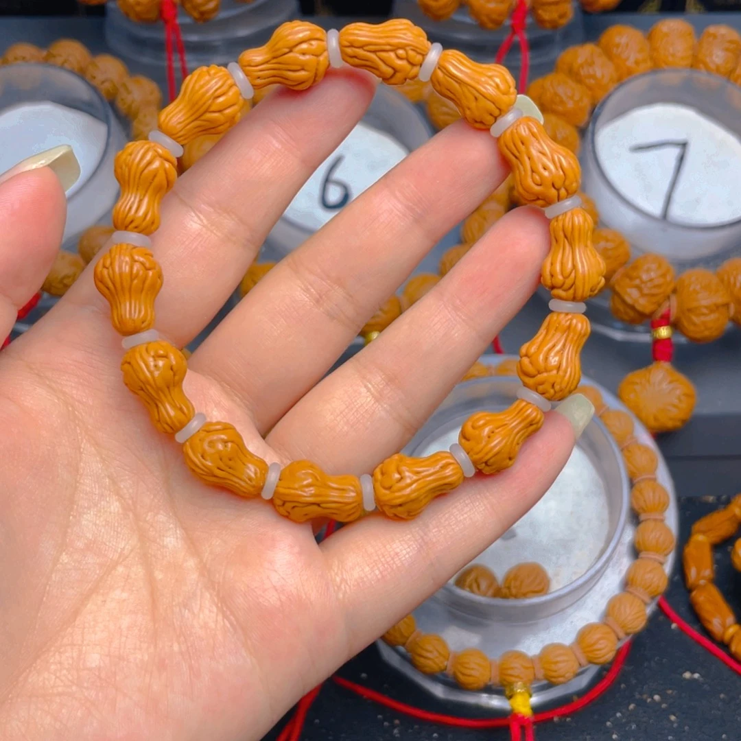 吊坠桃核异形花生