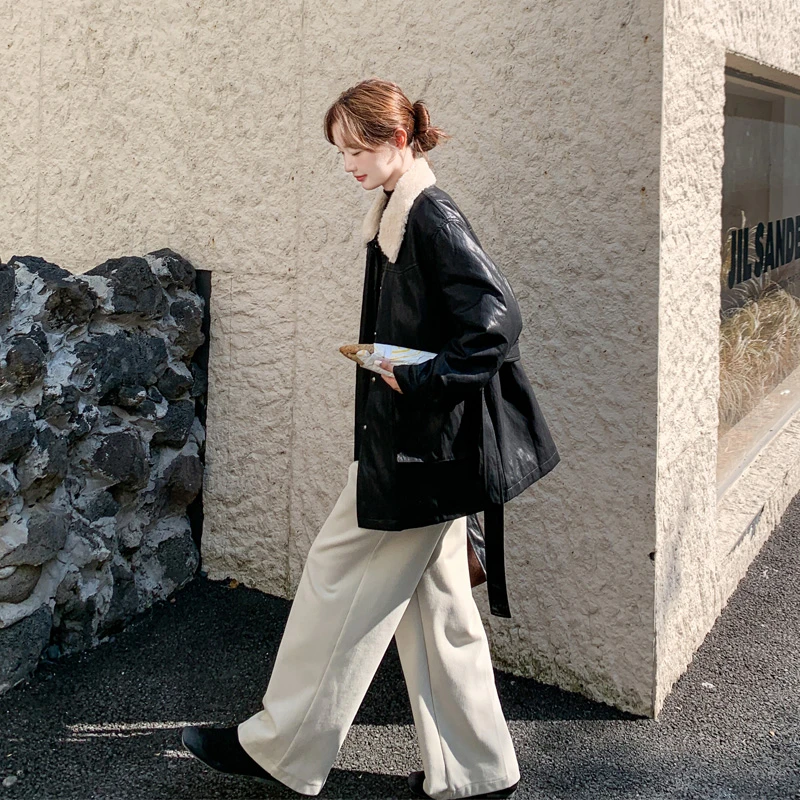 甜酷工装风羊羔毛拼接PU皮外套2025冬季新款韩系ins夹棉保暖棉服