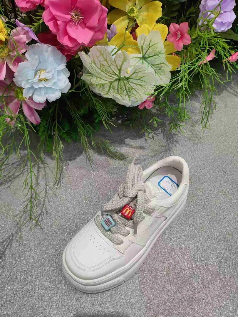 (4)欧美佳春秋新款时尚单鞋267-28