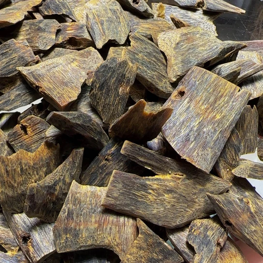 用***8沉香碎屑沉香奇楠沉香海南陆河沉水树心油块料259克