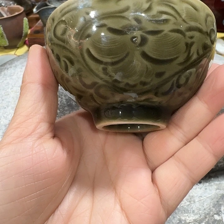 主人杯一个，瓷。。主人