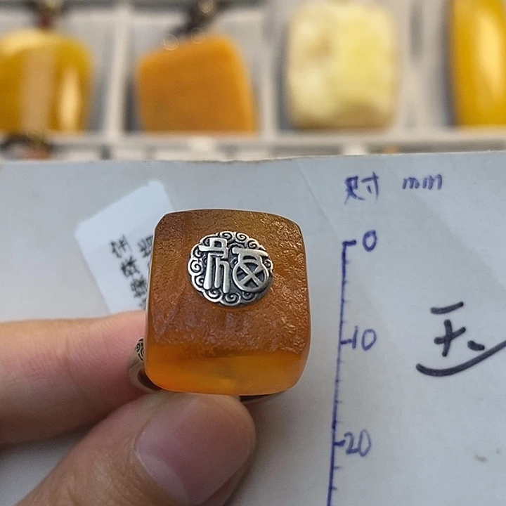 琥珀银S925镶嵌珠宝奇石