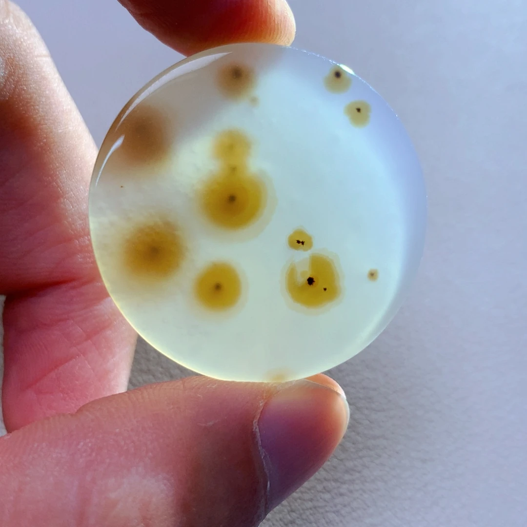 地***海未镶嵌颈饰玛瑙/玉髓