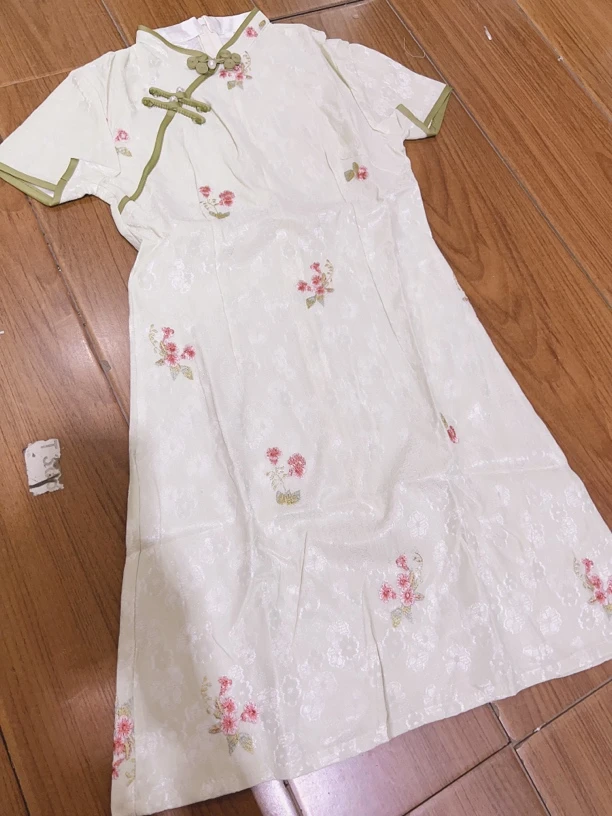 V-2557 茗清 绿色 蕾 丝绣花夏款年轻款改良旗袍95cm短款