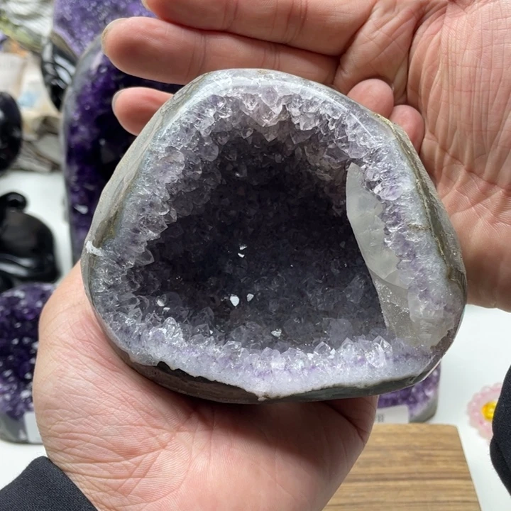 未镶嵌大型摆件（非配饰）紫晶