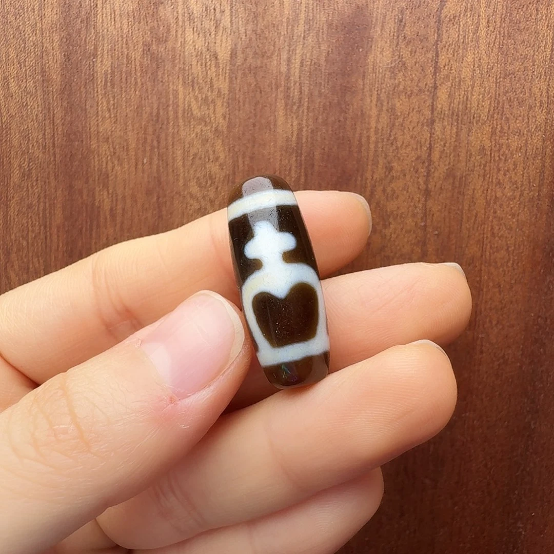 玛瑙/玉髓颈饰未镶嵌?****点