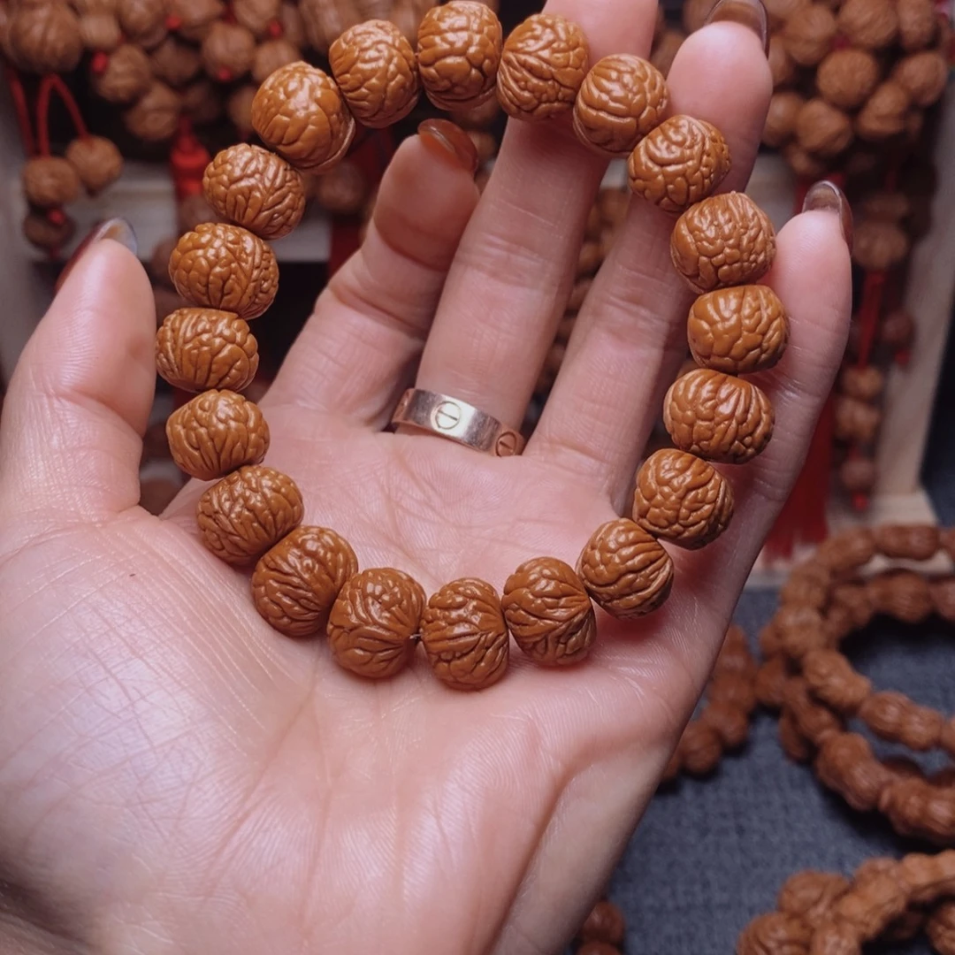 吊坠桃核龙纹桃枭