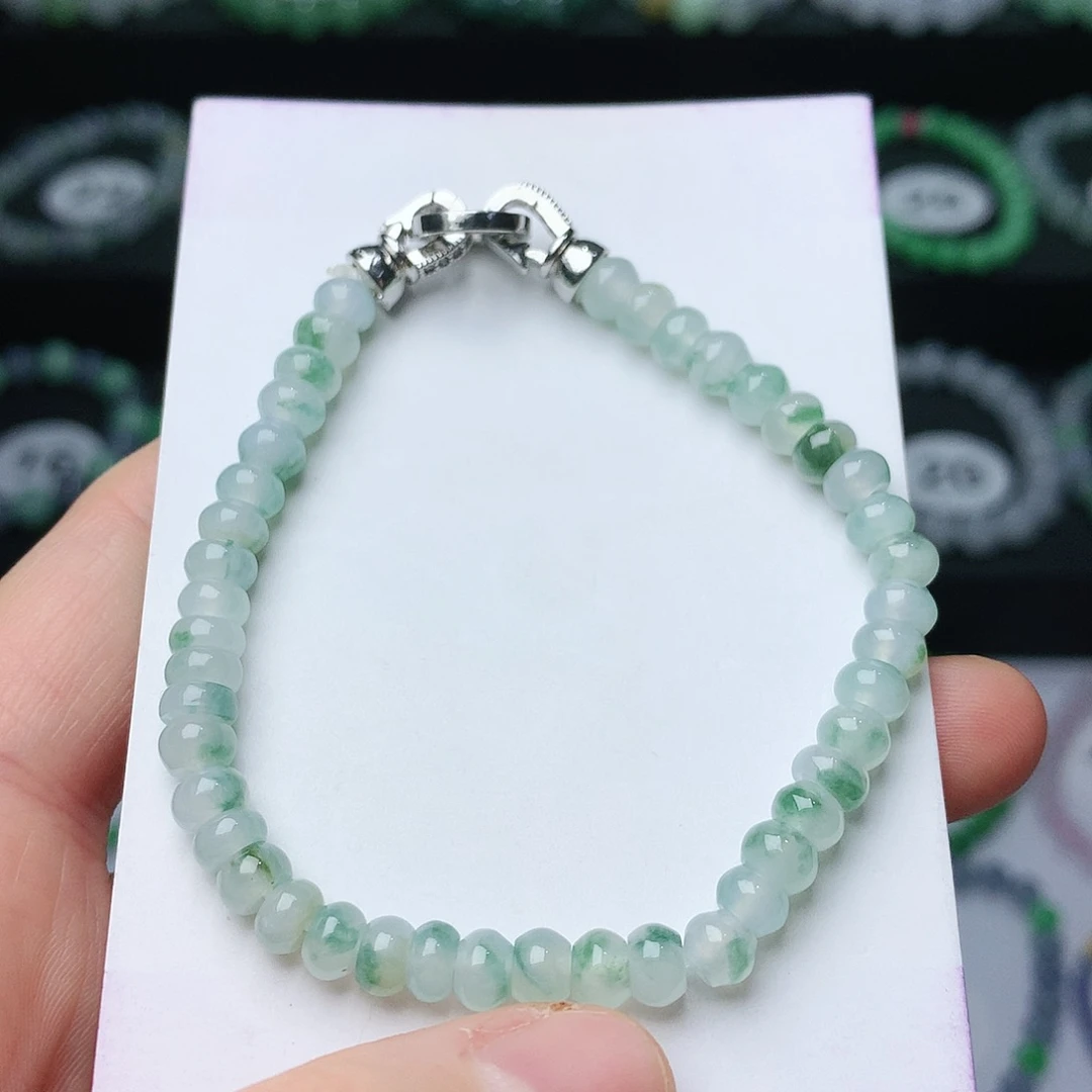 翡翠手链未镶嵌翡翠