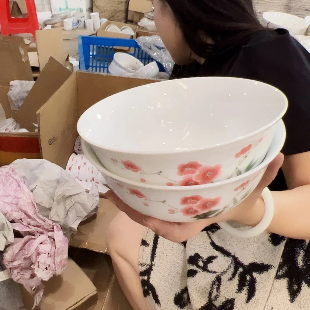 瓷片直径16厘米 高度8厘米