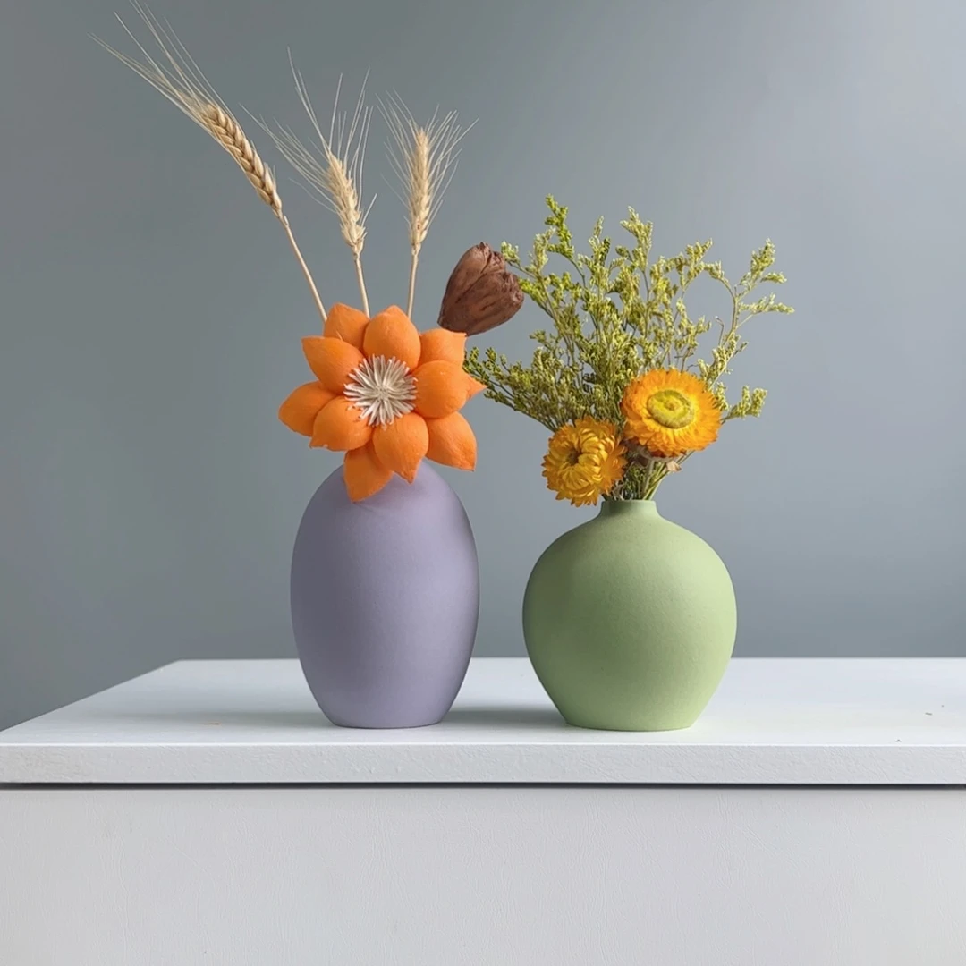 摆件陶瓷小花瓶含花总高约20-30cm