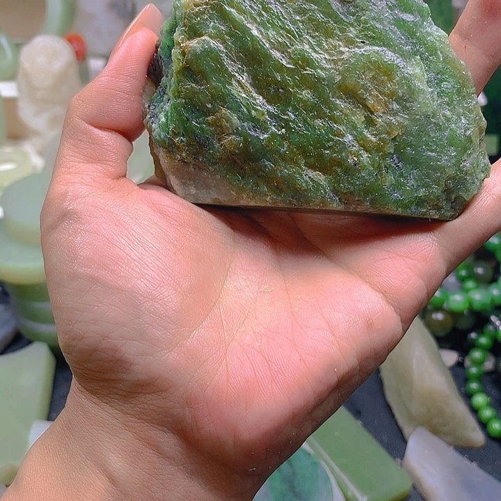 和田玉未镶嵌珠宝半成品