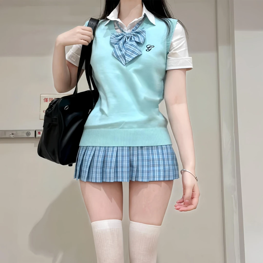 火星家jk制服小泉格裙正版原创日系浅蓝校供感半身裙背心叠穿套装