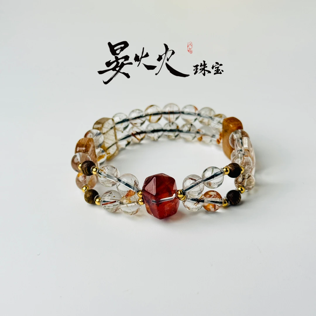 沉香晏火火【秋意依旧】天然黑金超七+彩发晶+沉香+红胶花设计师款