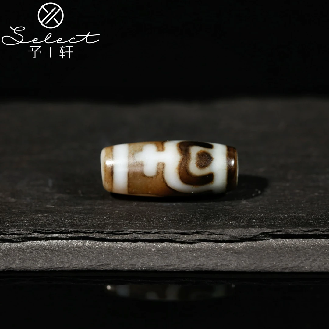 予轩出品；小卢早期灰皮手工台珠全品双宝瓶25.5*10.6mm天珠吊坠