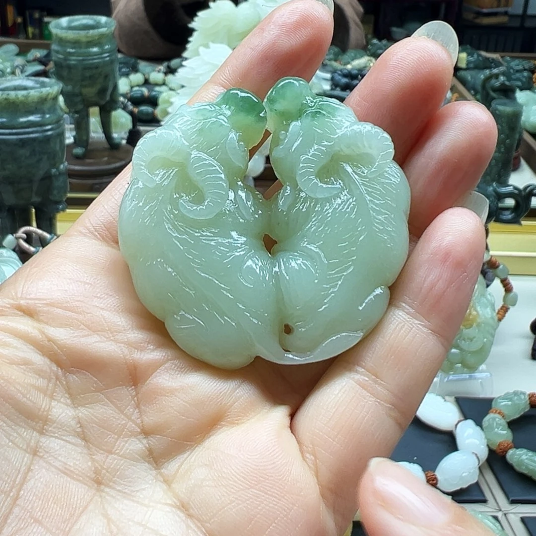 和田玉未镶嵌挂件