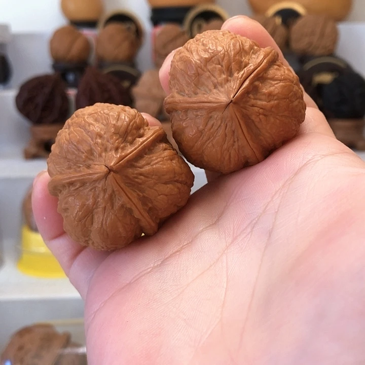 吊坠文玩核桃云南铁核桃