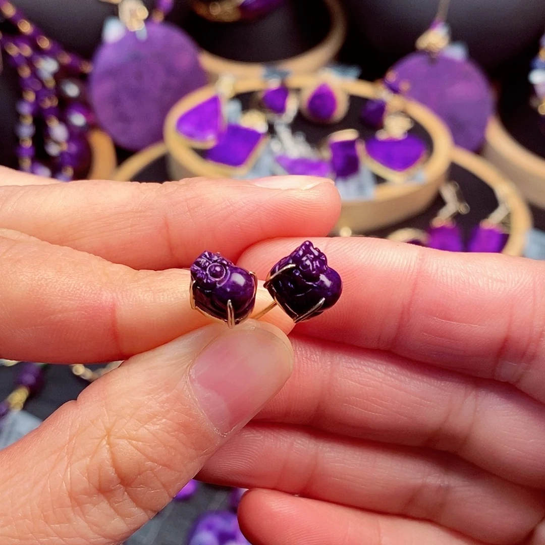 苏纪石（舒俱来）耳饰18K金镶嵌