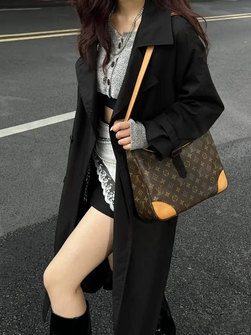 修复品LouisVuitton/路易威登中古小号牛角单肩包后换植鞣革2