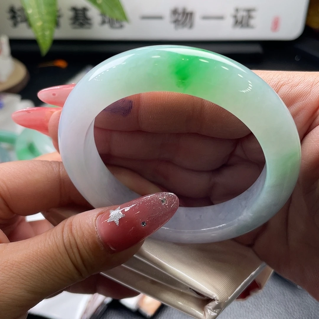 翡翠未镶嵌手镯56正圈