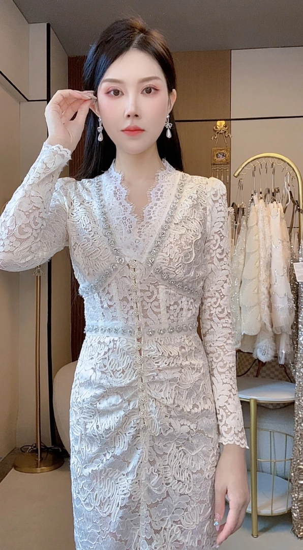 ONE ESTEE高奢手工蕾丝连衣裙+内搭吊带