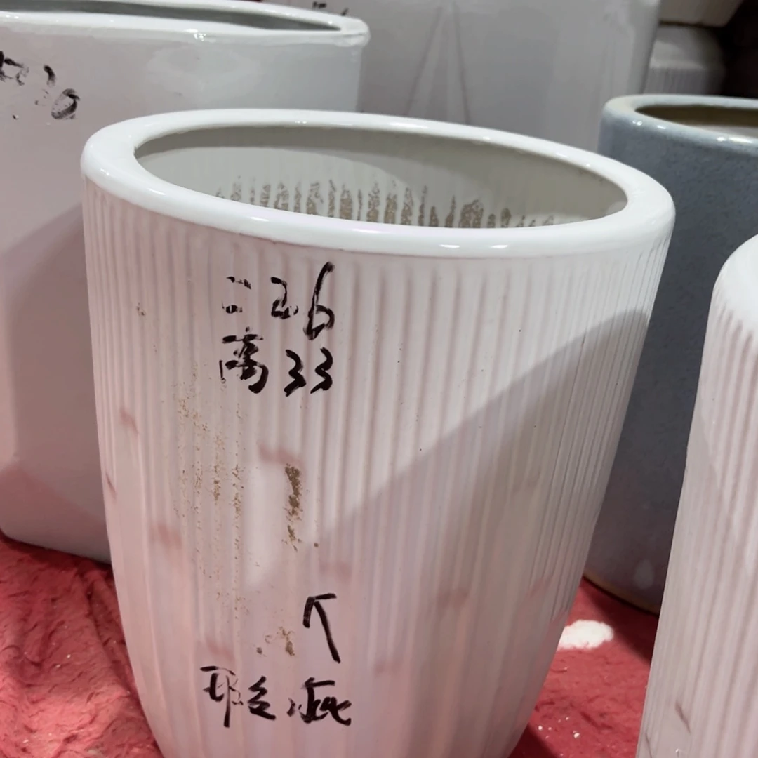 瑕疵捡漏中号26口花盆