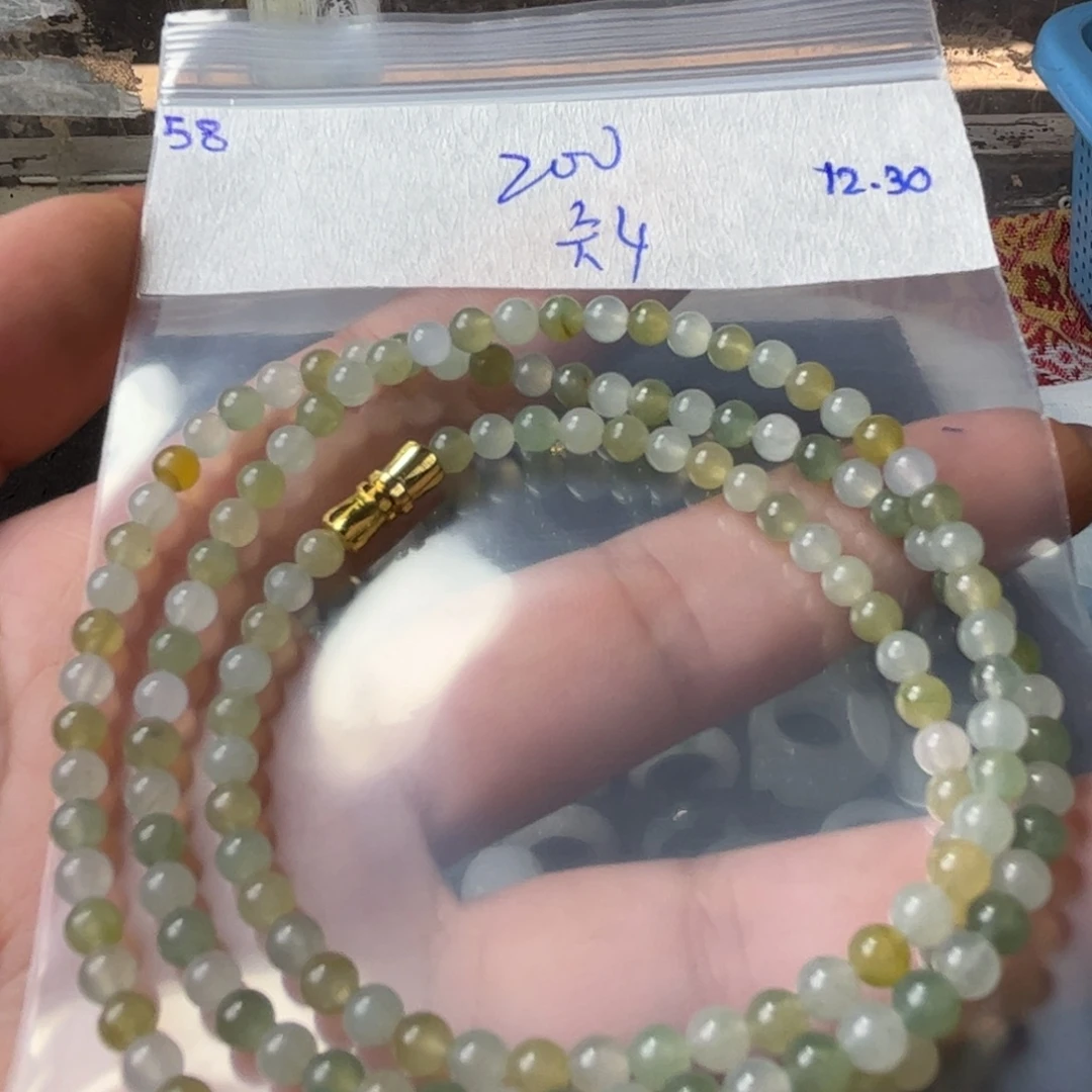 定制翡翠未镶嵌卡4