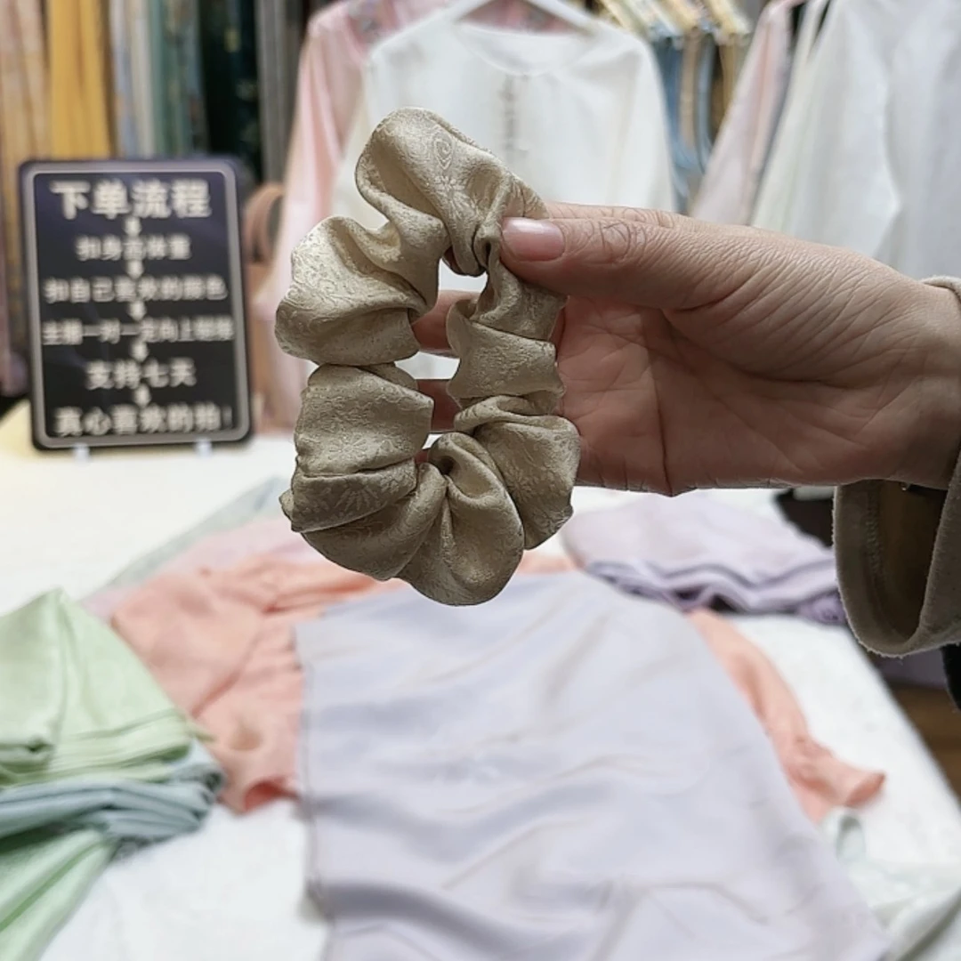 【闪购商品】冰***赵苏绣v g g g g h g g
