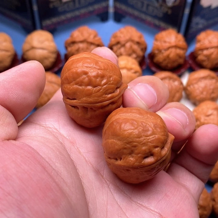 文玩核桃把件冬****⁶水晶蟾