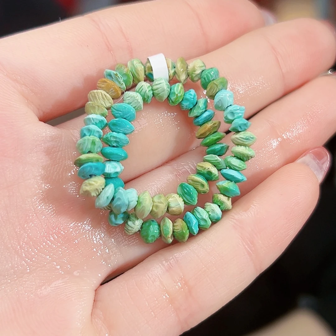 绿松石未镶嵌珠宝奇石