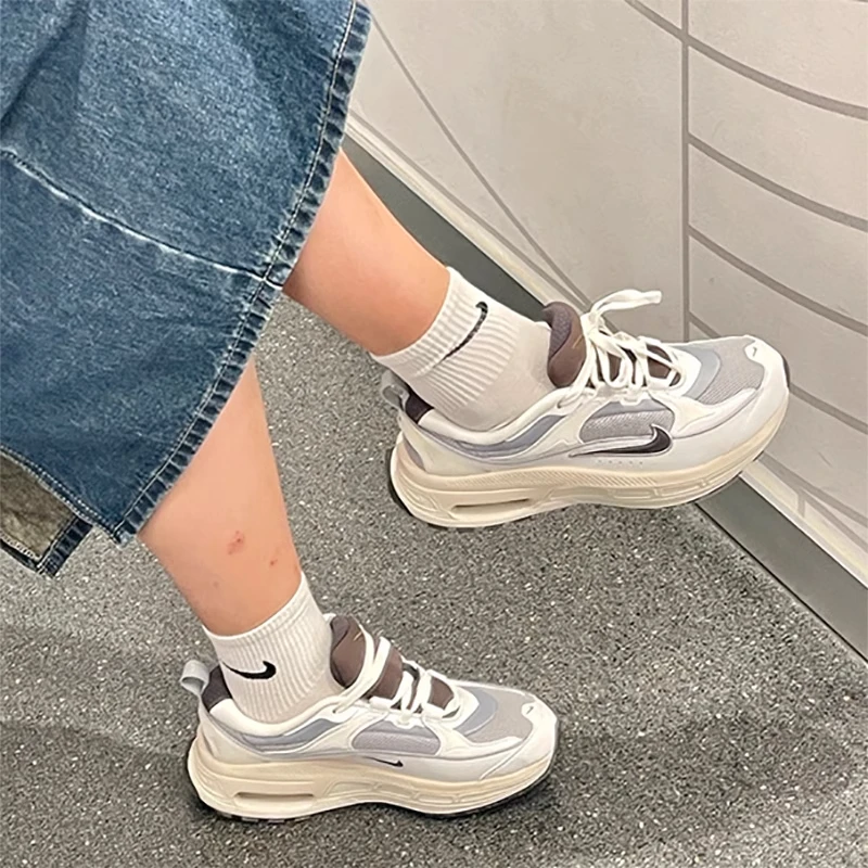 (断码清货)NIKE/耐克 Air Max Bliss女鞋低帮休闲鞋DZ4707-001-36
