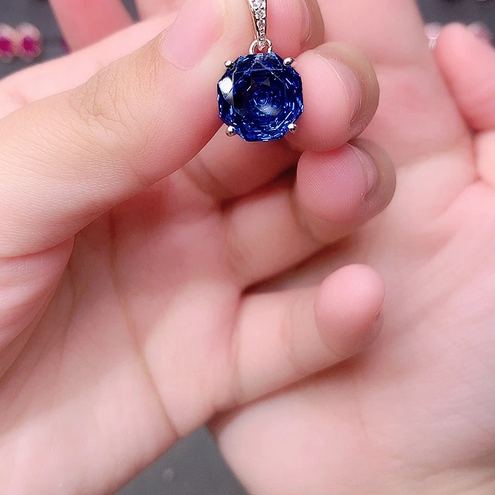 银S925镶嵌颈饰托帕石