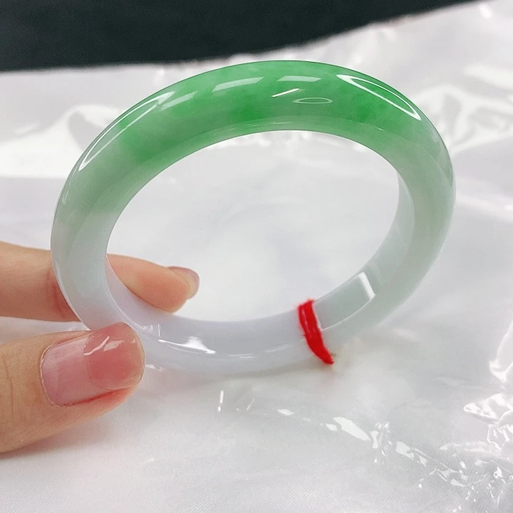 翡翠未镶嵌手镯圈52，19074