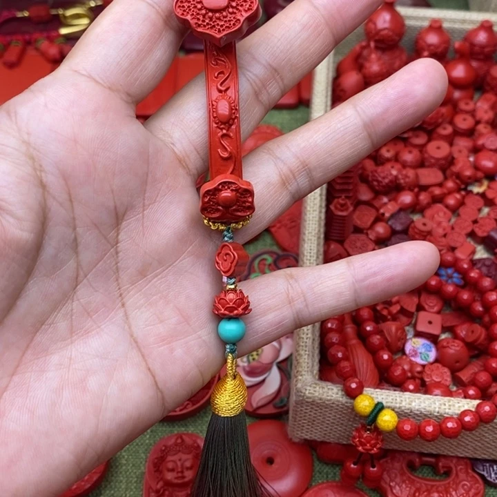 天然辰砂如意手把件