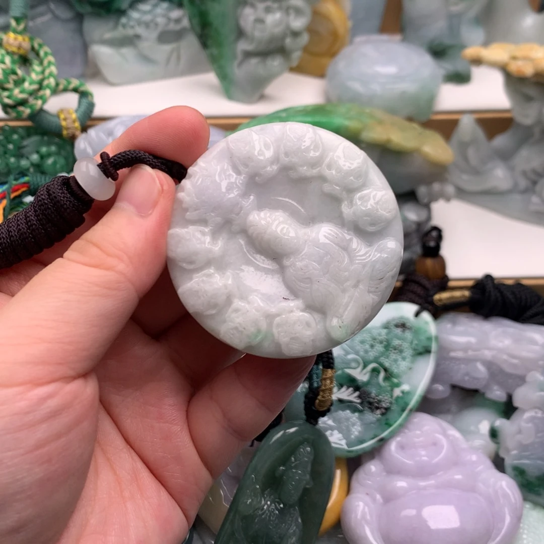 吊坠(不含链)未镶嵌翡翠