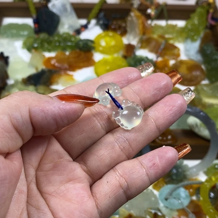 蛇纹石玉未镶嵌耳饰南****^