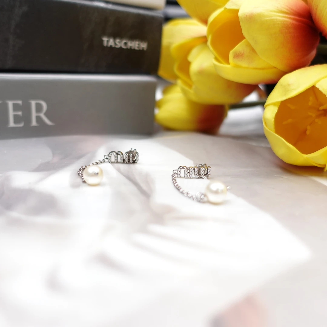 99新 MIU MIU/缪缪 /耳饰T10258583