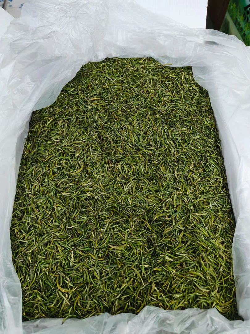 明前青针 （雀舌  绿茶）早春绿茶 ，翠绿鲜爽  清香甘甜