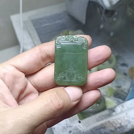 和田玉未镶嵌珠宝半成品