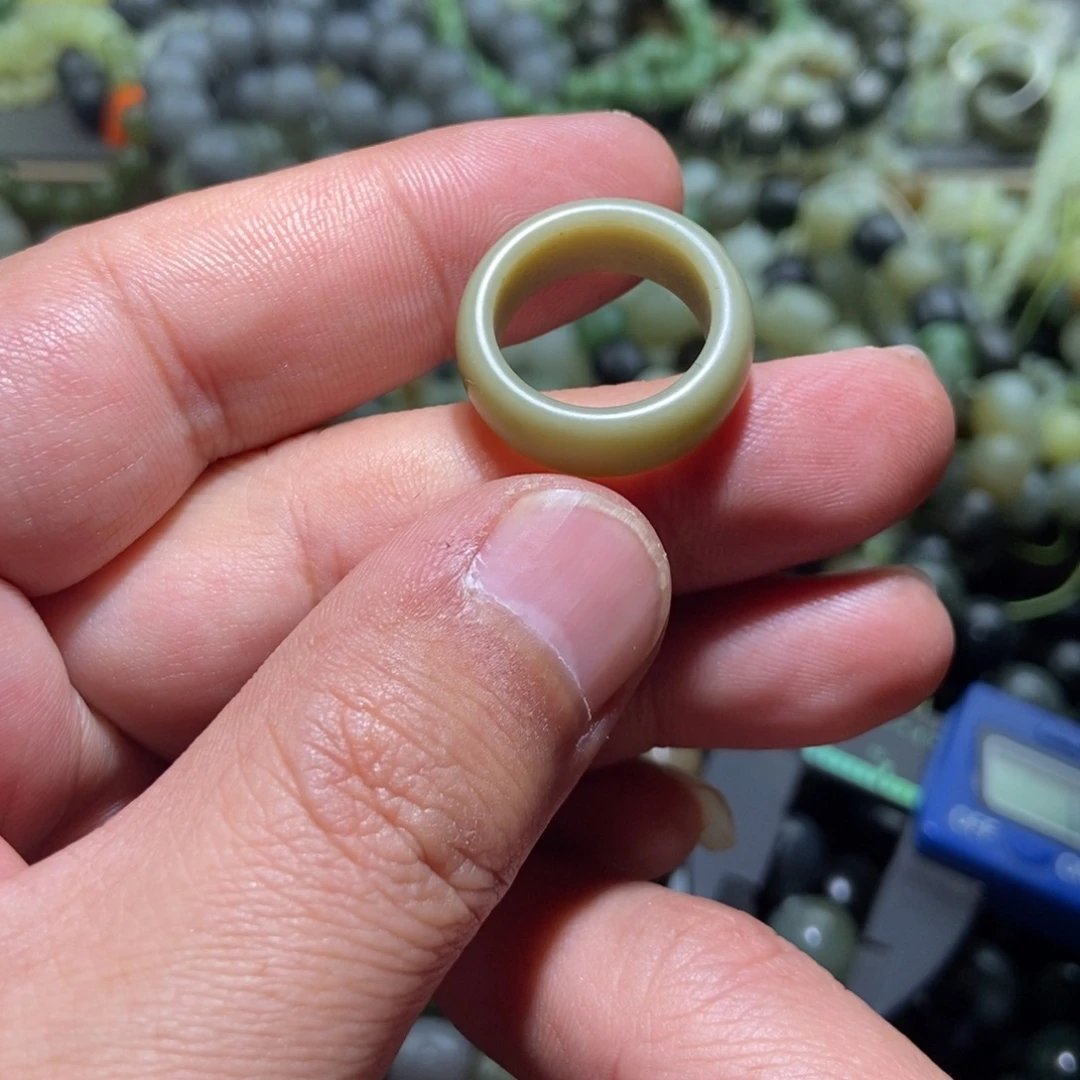 和田玉（糖玉）未镶嵌手链