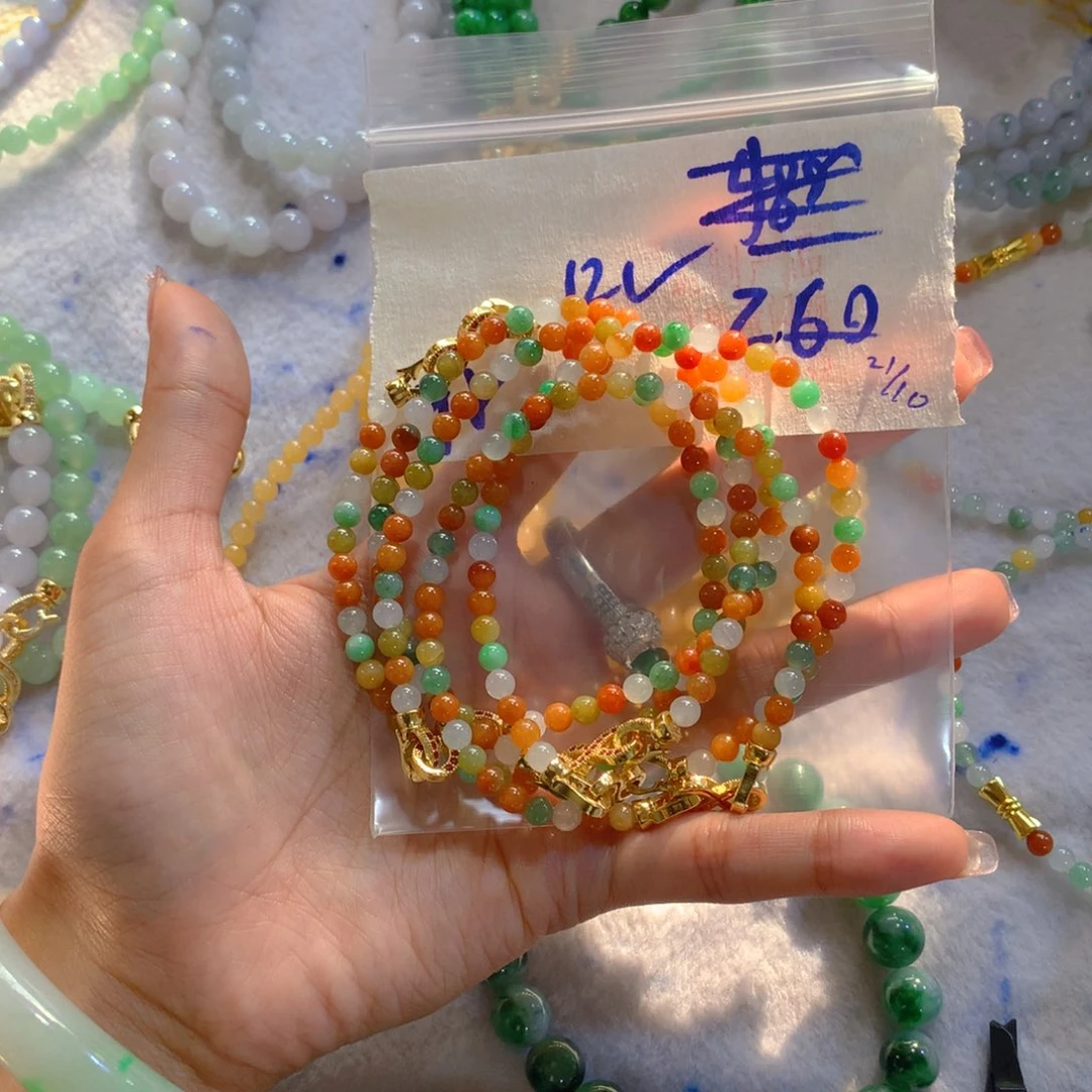 未镶嵌定制翡翠天然缅甸翡翠多样性