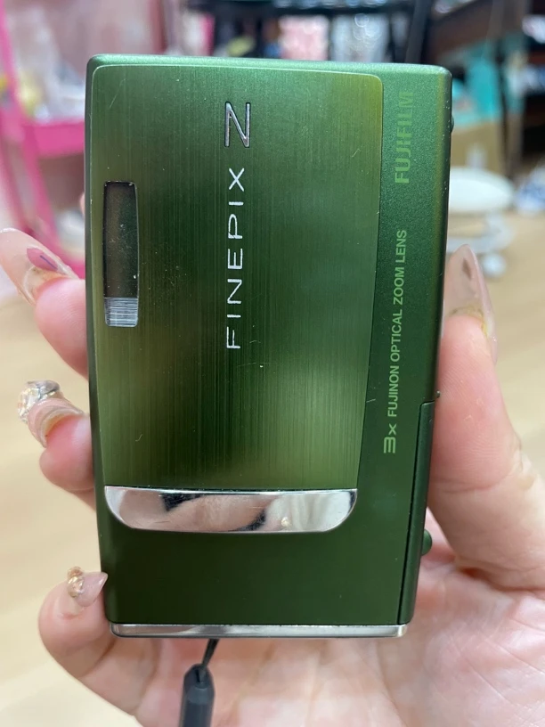 9新 Fujifilm/富士 Z10 二手商品no退no换