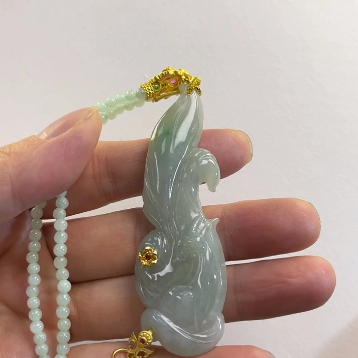 翡翠吊坠(赠链)未镶嵌代编织