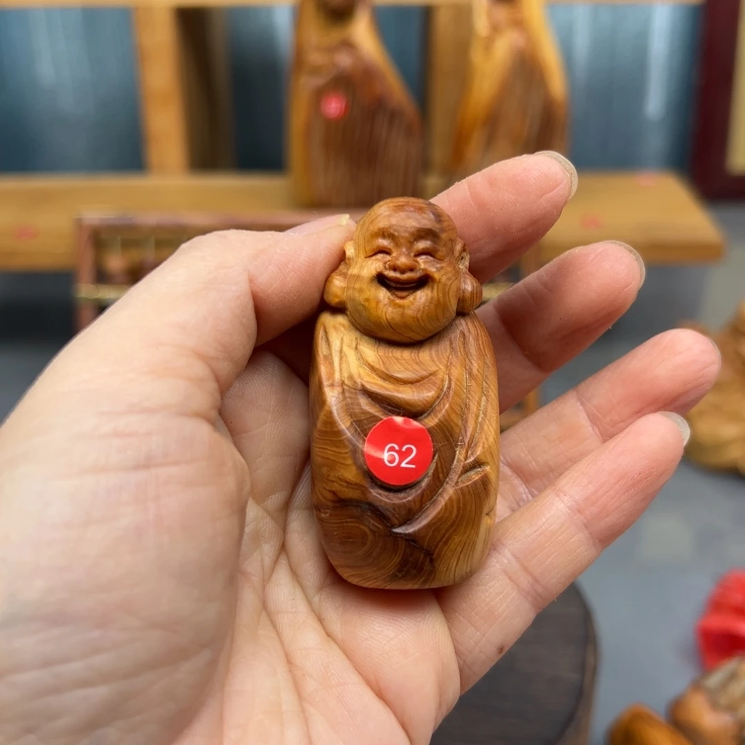 林***肆木崖柏木摆件手把件