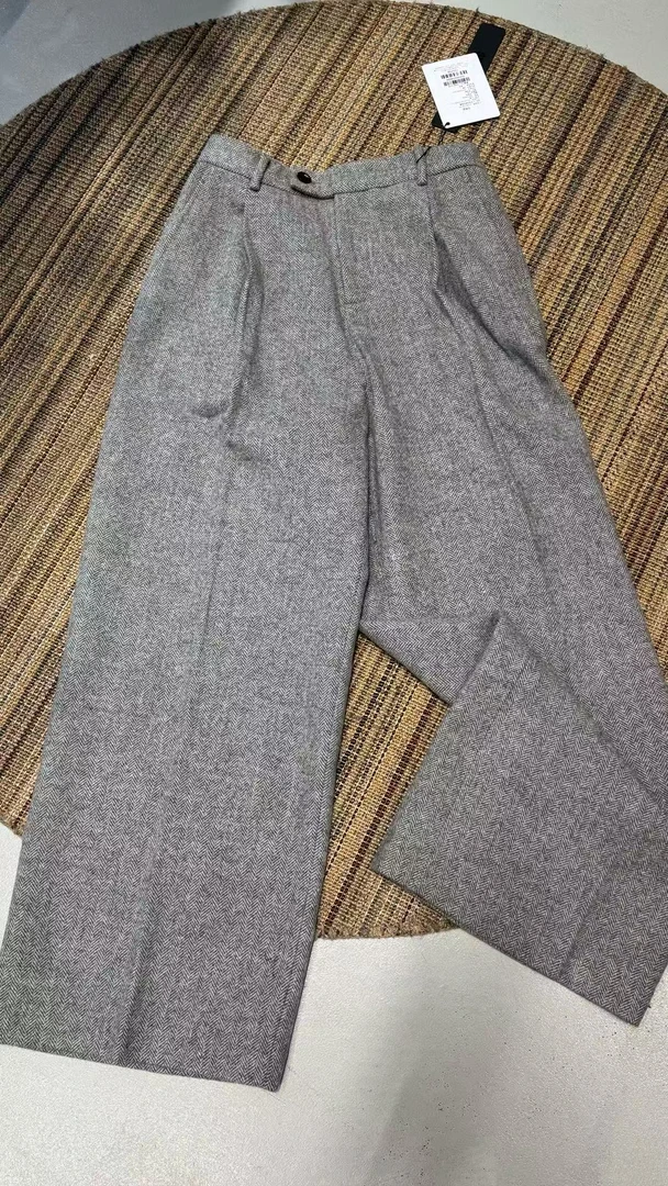 ELVISCHEUNG 人字纹经典直筒裤 E25AW10072AA90101