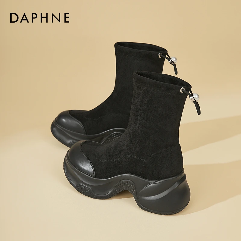 达芙妮厚底短靴女2025新款秋冬女靴黑色复古增高瘦瘦靴中筒弹力靴